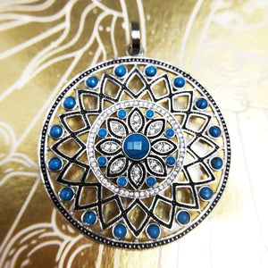 Bohemiskt silverhänge med turkos Silver med turkos