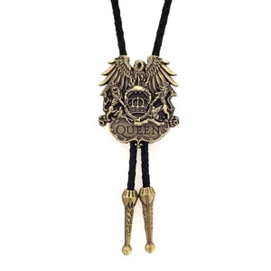 Bolo tie i läder med örnmotiv och metallkrona Antikguld