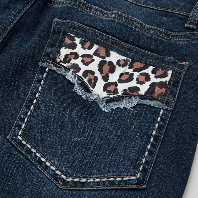 Mörkblå bootcut jeans med leopardmönster