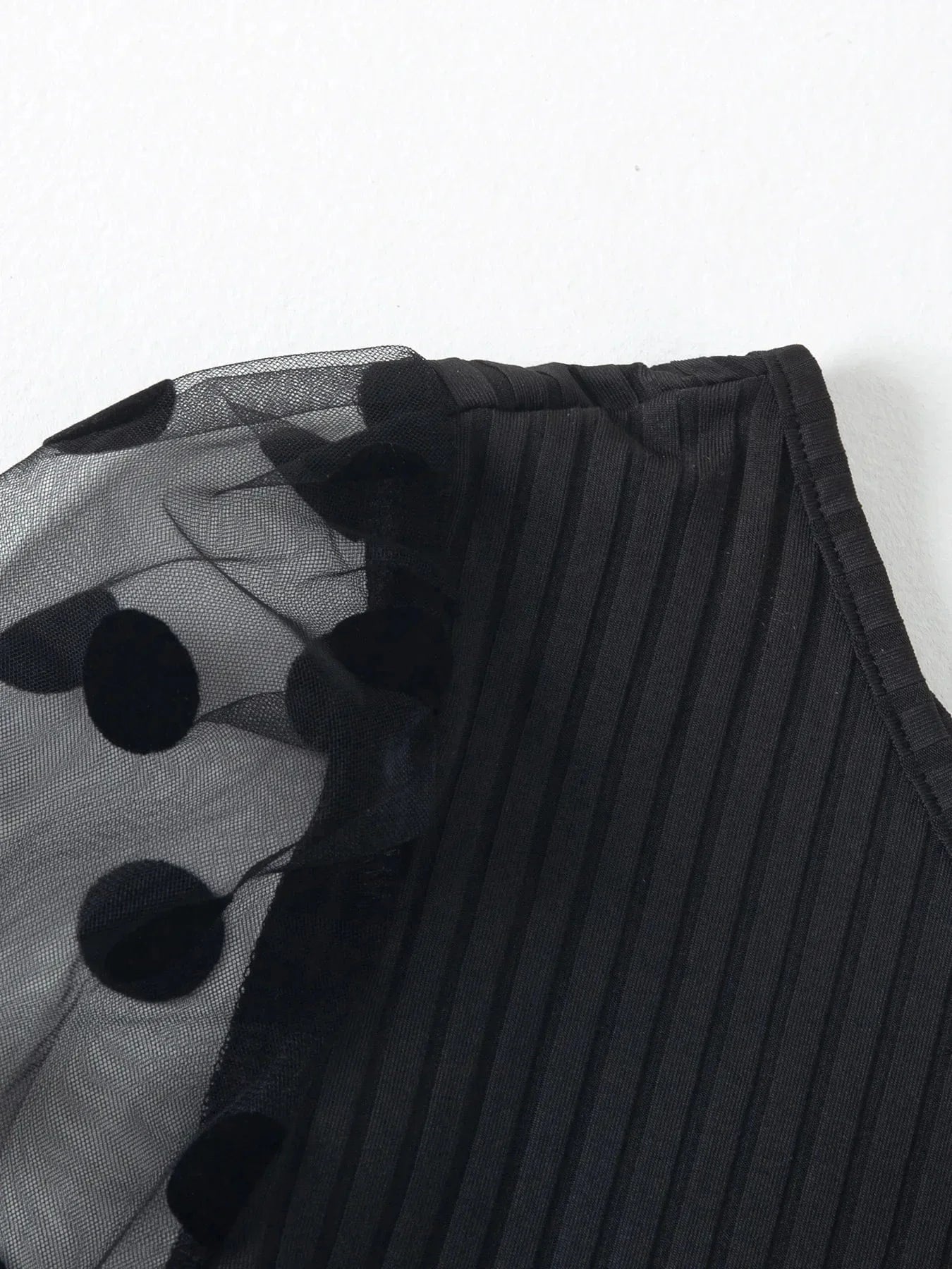 One shoulder blus