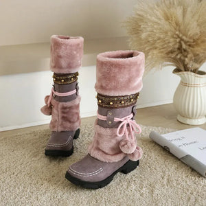 Vinter cowboyboots med fluffig insida och dekorativ snörning
