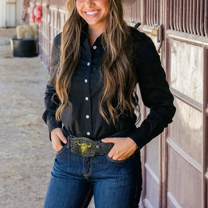 Westernbälte i präglat läder med tjurhuvud